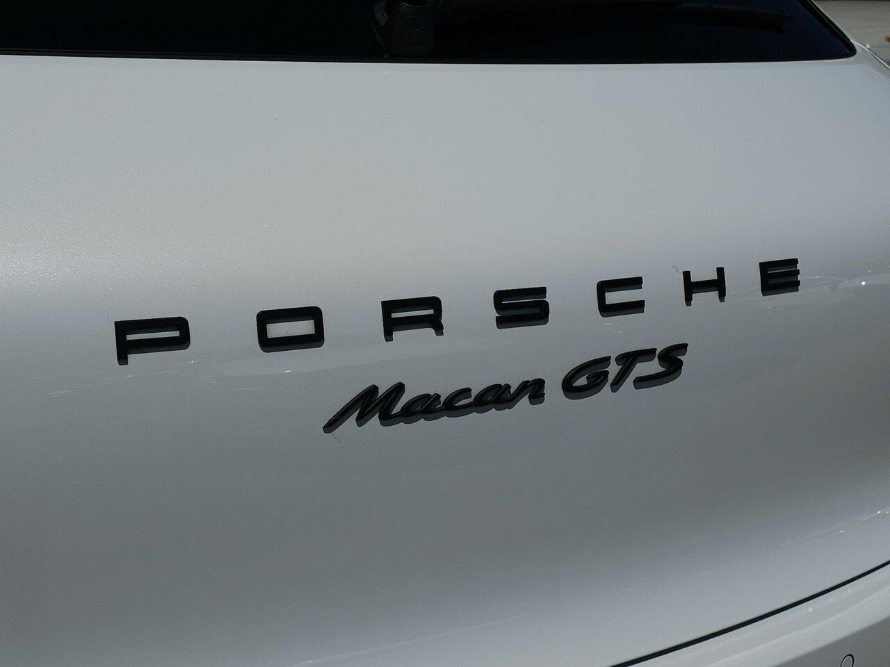 Porsche Macan image 3