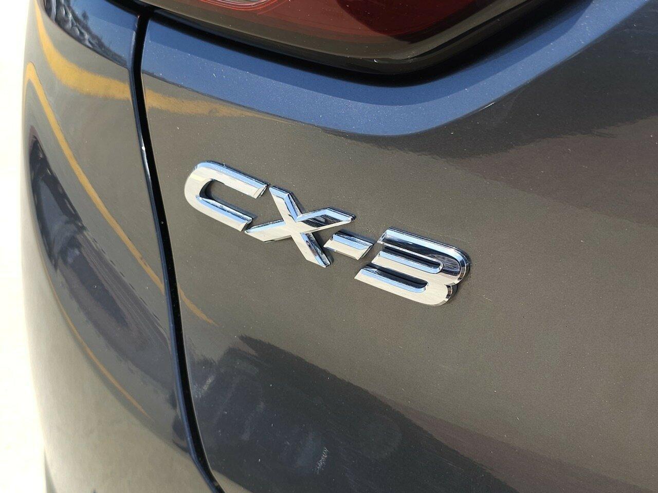 Mazda Cx-3 image 3