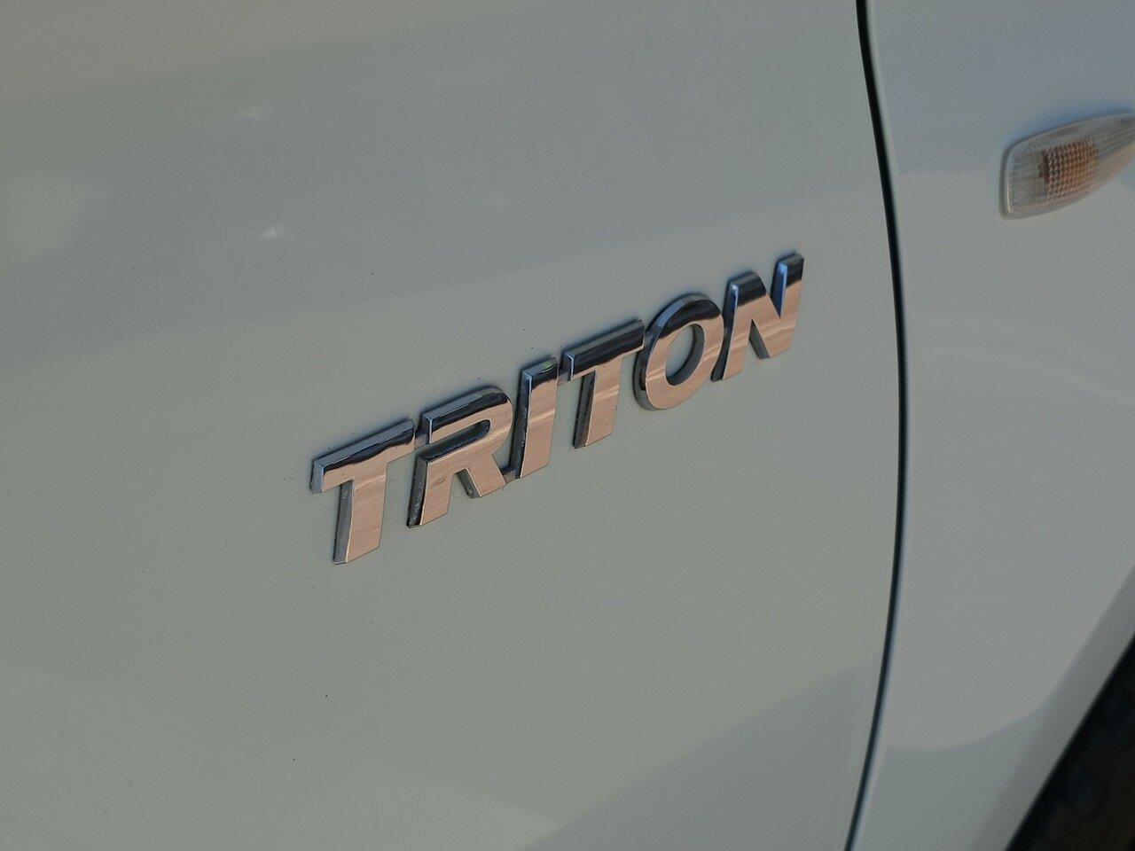Mitsubishi Triton image 3