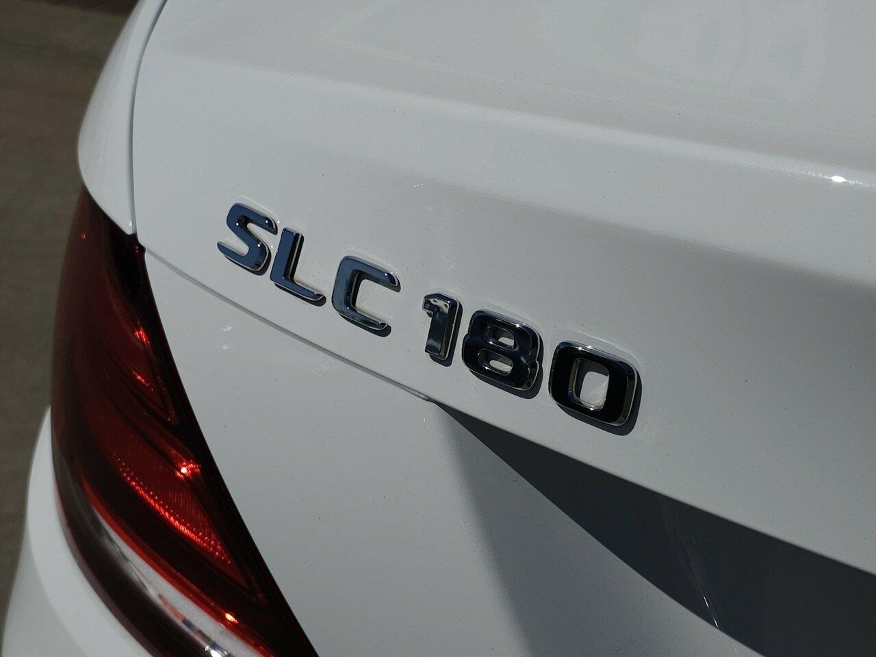 Mercedes Benz Slc-class image 4